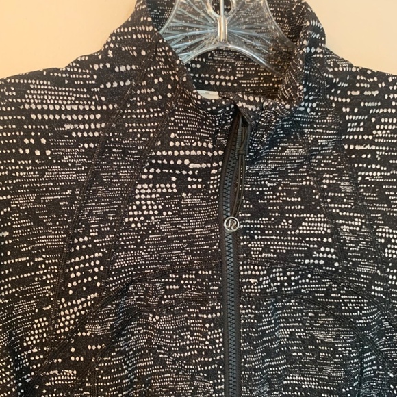 Lululemon Define Jacket Luxtreme Digital Rain Jacquard Black White 8 - Picture 10 of 13
